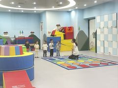 -美国谷斯妈妈早教中心 (陆家嘴店)