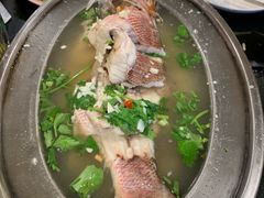 -J Daeng Seafood