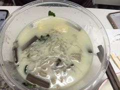 -鸭小妹鸭血粉丝(老门东店)