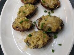 蒜蓉烤鲍鱼-覃记海鲜美食餐厅