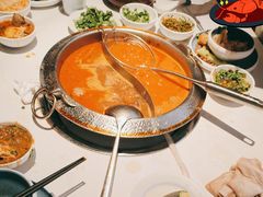 -左庭右院鲜牛肉火锅(金山万达店)