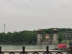 -茅山东方盐湖城景区