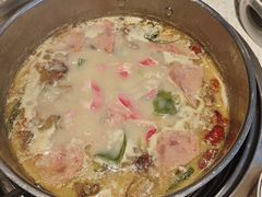 -三人行骨头王火锅(长寿店)