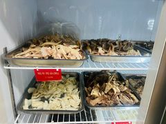 -金鼎雪山牦牛杂火锅(理县总店)