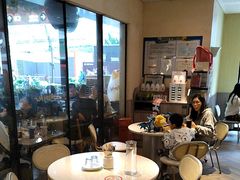 -必胜客(WOW中心城店)