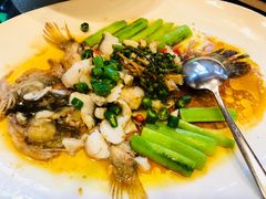 -黄连大头华烧鹅店(大良店)