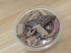 招牌牛羊杂汤-牛师傅广式药膳牛骨汤美食(江南西店)