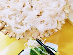 -官塘陈记鱼生·潮汕砂锅粥·牛肉火锅(潮枫路总店)