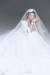 点击看大图 -挪娅婚纱摄影皇家会所