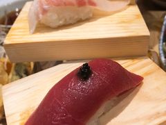 手握超级新鲜-阿吾罗日本料理(K11艺术中心店)