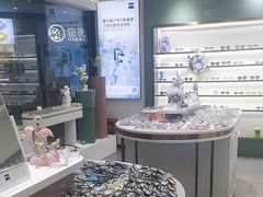-GOOMI久米眼镜·蔡司·依视路·明月官方授权店(龙德紫金店)