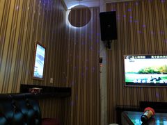 -皇马纯KTV·量贩·聚会(民治店)