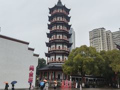 -绳金塔