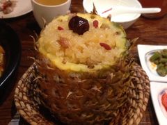 菠萝饭-云海肴·汽锅鸡·云南菜(领展购物广场·中关村店)