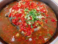 双色鱼头-红色湘菜馆(春风店)