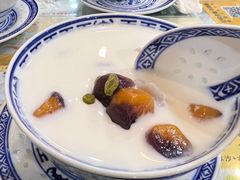 -广信牛奶甜品世家(台东店)