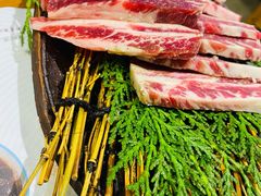-草家酱蟹炭火烤肉店(珲春南路一店)