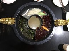 -重庆德庄火锅(体育中心店)