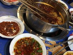 -马路边边麻辣烫(世纪金源店)