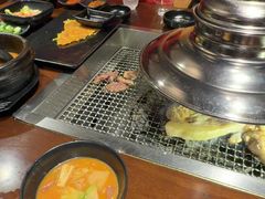 -肉甲韩国木炭烤肉(新壹街1店)