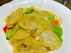 酸菜土豆片-炊烟餐厅