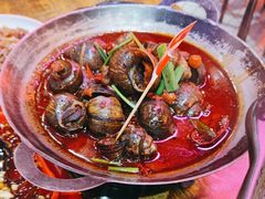 -老闵田螺馆·南昌特色小炒(梦时代店)