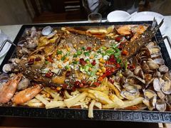 -东来菜馆•手抓海鲜家常菜•海鲜锅贴(鸽子窝店)