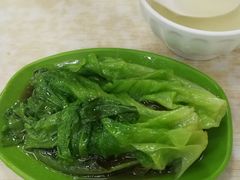 淋生菜-东平传统鸡饭(德信华城店)