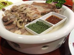 牧民手扒肉-大汗行宫园林餐厅