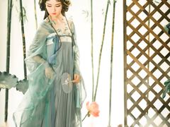 -九月鹰飞汉服摄影工作室