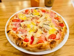 -城市大道红炉披萨烘焙坊