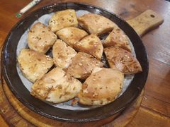 料理烤特色火烧-老东镇啤酒屋海鲜加工·蒸汽海鲜·海鲜烧烤(台东店)