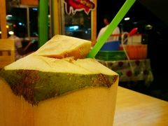 -J Daeng Seafood