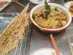 -堂堂小伙夫·辽宁小吃大排档(京西大悦城店)