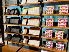 -Laderach 莱德拉(上海环贸iapm店)