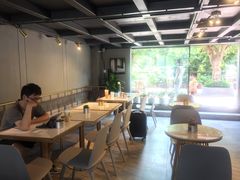 -ADO KAFE(大学城店)