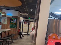 -麦当劳(百联西郊购物中心店)