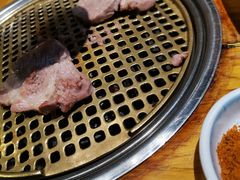 -唯成•韩国炭火烤肉 유성고기