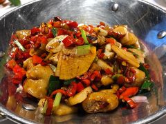 干锅黑猪肥肠-新辣宴·湖南家常菜·商务聚餐(中粮创芯店)