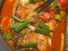 -鸣记脆皮烤鱼·海鲜烤鱼(三八广场店)