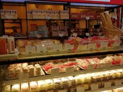 -红宝石·鲜奶小方·海派西点房(丰庄店)