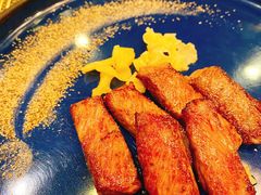 炙烧原切牛排-丹鼎铁板料理