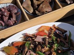 -野菌皇海景野生菌火锅(滨海大道店)