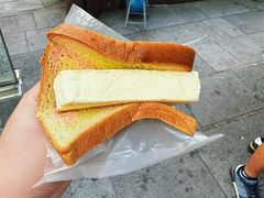-詹爷爷乌节路街头冰淇淋