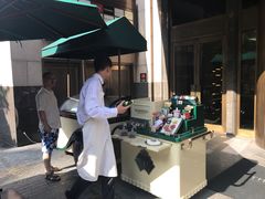 -上海半岛酒店·半岛精品店