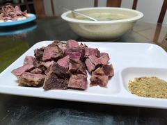 -闫家驴肉老店(华电一校店)