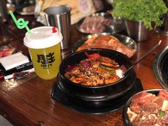 石锅香菇牛肉饭-原始泥炉烤肉(总店)