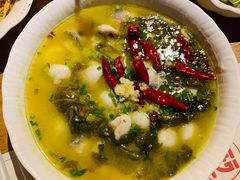 酸菜鱼-胡桃里音乐酒馆(环亚凯瑟琳广场店)