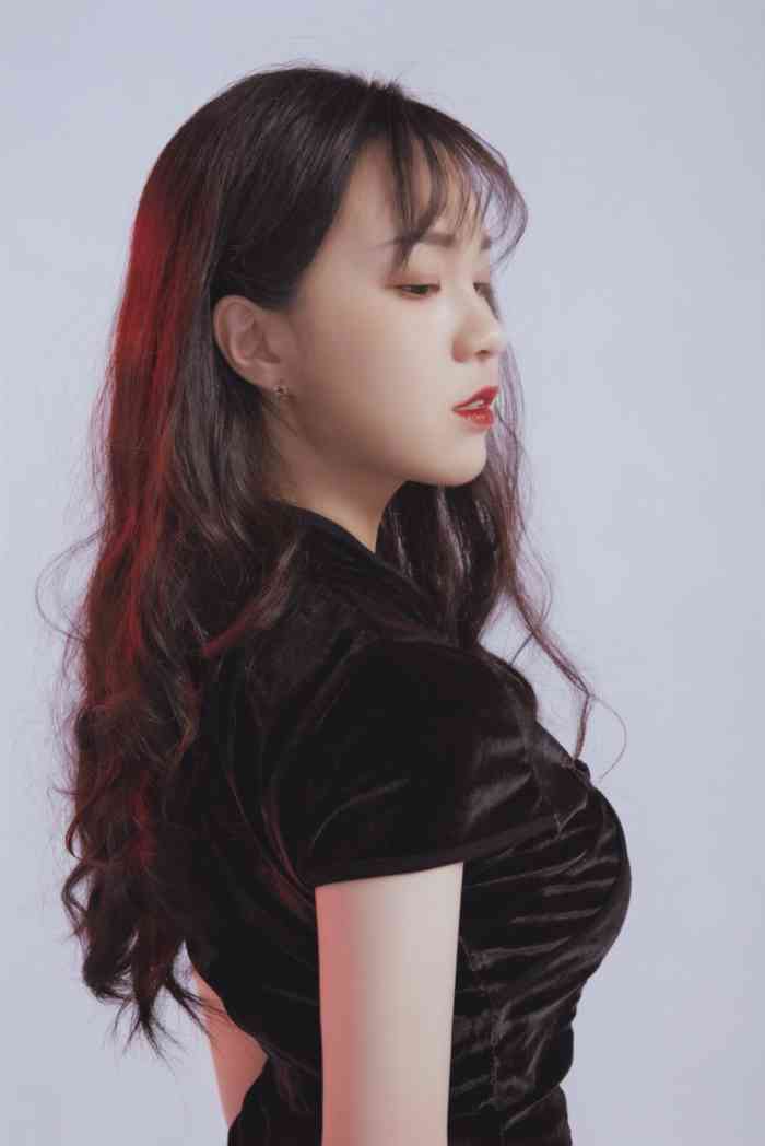 小白映像馆·轻颜证件 文艺形象照-"一家小而温馨的照相馆,我今天来拍