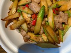 -黄泥岗·地道湖北菜(奥特莱斯店)